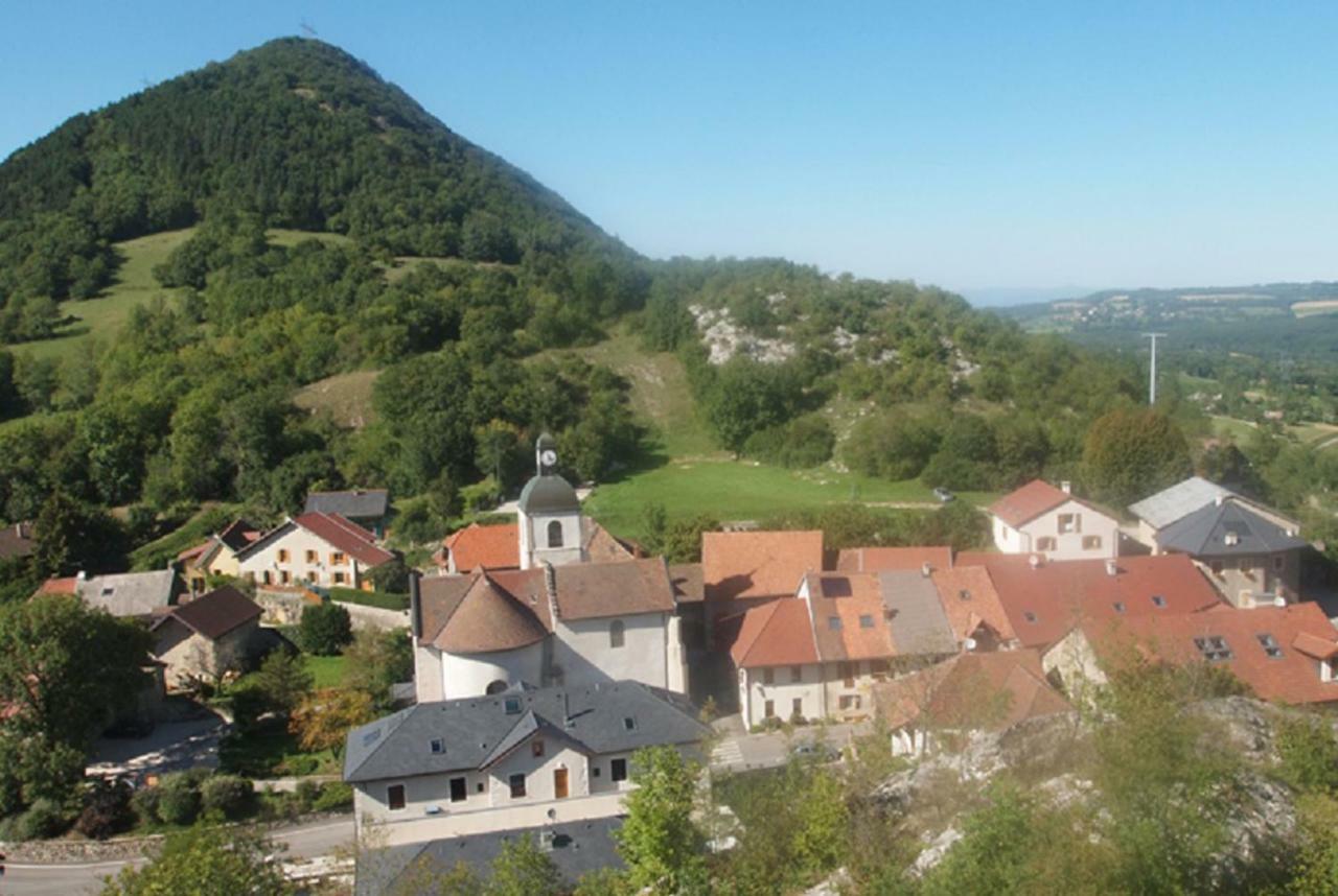 Le Manoir Bed and Breakfast Chaumont  Exteriör bild